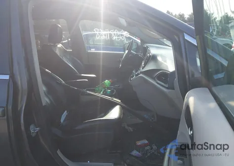 2020 Chrysler Pacifica Touring L z USA, uszkodzony, nr VIN 2C4RC1BG8LR112702